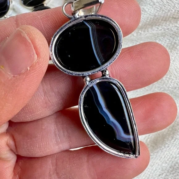 925 You Choose! Banded Black Onyx Chalcedony Pendant Necklace - Picture 10 of 10